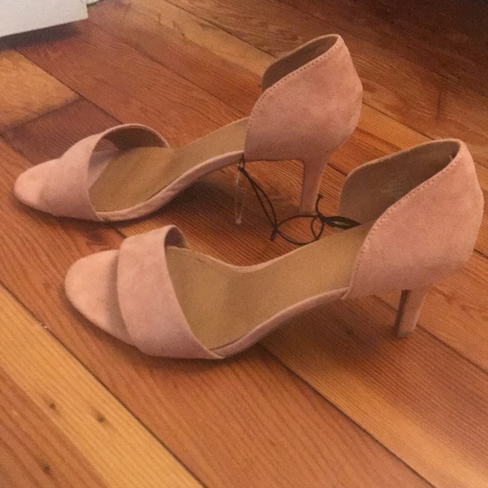 NEW H& M’s pink suede small heels size 8 - Picture 2 of 5